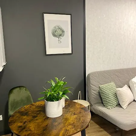 Enes Legnicka Street B Διαμέρισμα Βρότσλαβ