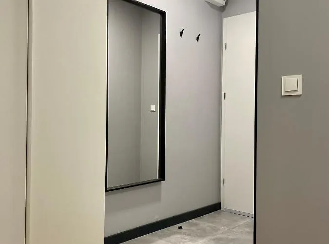 Enes Legnicka Street B Apartment *