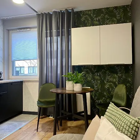 Apartment Enes Legnicka Street B
