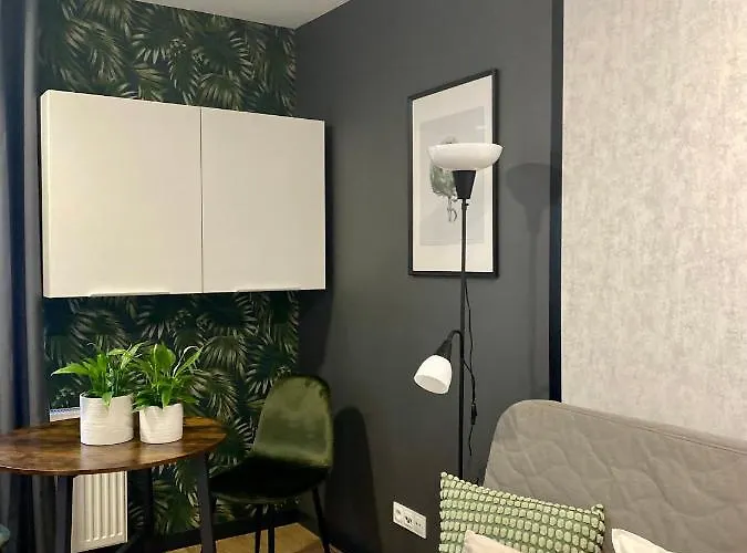 Enes Legnicka Street B Apartament